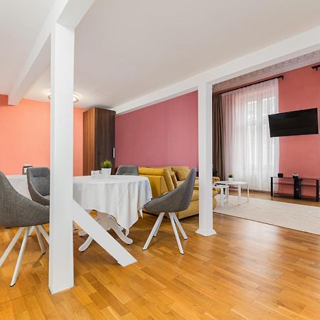 Palazzo Brașov Apartment Exterior foto